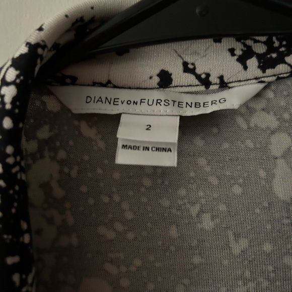 Diane Von Furstenberg top - Picture 4 of 4